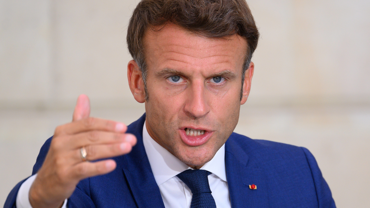 emmanuel_macron_06092022