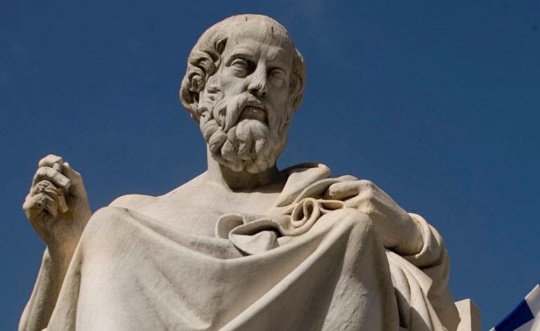 بالاعتماد على الذكاء الاصطناعي.. العثور على قبر أفلاطون!
