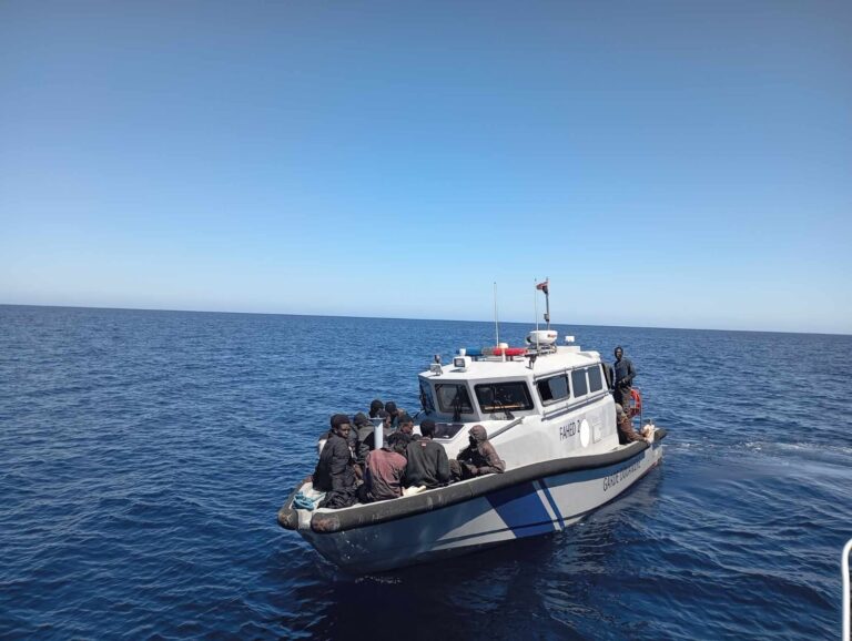 المهدية: إنقاذ مهاجرين أبحروا خلسة