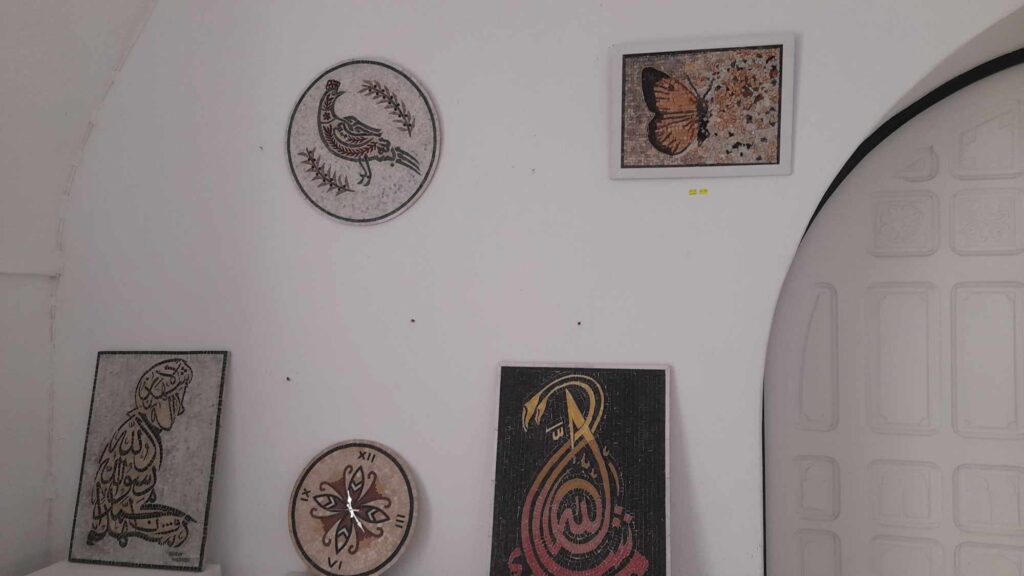 الحمامات: اختتام الملتقى الدولي لفن الفسيفساء (صور)