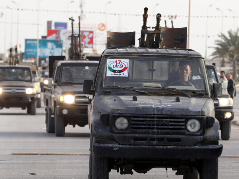 Des affrontements armés dans la ville de Zawiya, à l'ouest de Tripoli, provoquent la suspension des études