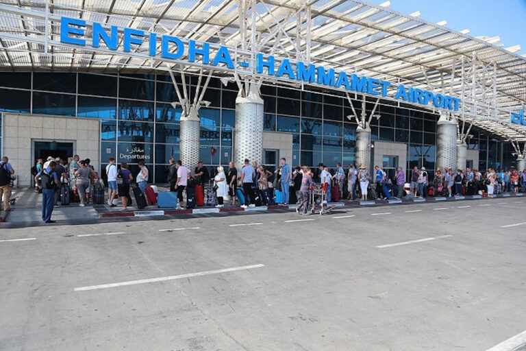 Grève des travailleurs de l'aéroport international de Enfidha