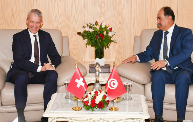 Ministre tunisien de l'Intérieur et Chancelier fédéral suisse
