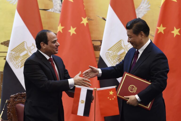 محادثات بين مصر والصين لانشاء منطقة صناعية ضخمة على ضفاف المتوسط