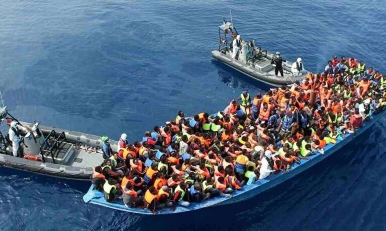 بينهم حوالي ألف خلال أسبوع.. إنقاذ 7 الاف مهاجر قبالة سواحل ليبيا في 2024