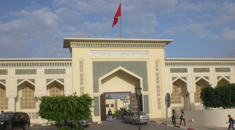 كلية الطب بتونس تحتفل بتحصلها على شهادة المطابقة للمواصفات الدولية “الأيزو 21001:2018” 