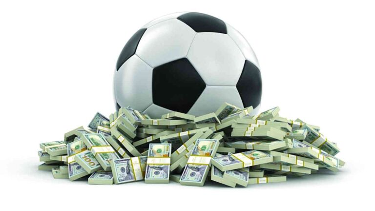 من هم أغنى لاعبي كرة القدم في العالم؟