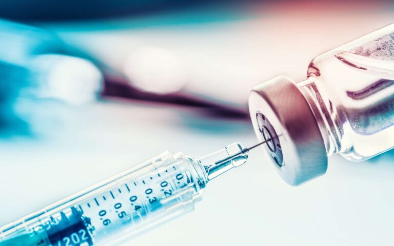 دراسة: دراسة: التطعيم ضد فيروس شائع يحمي الرجال من سرطان قاتل