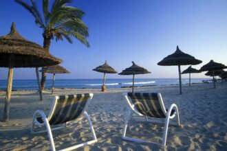 Tunisie-Le-boom-du-tourisme-polonais-et-son-impact-sur-leconomie-du-pay