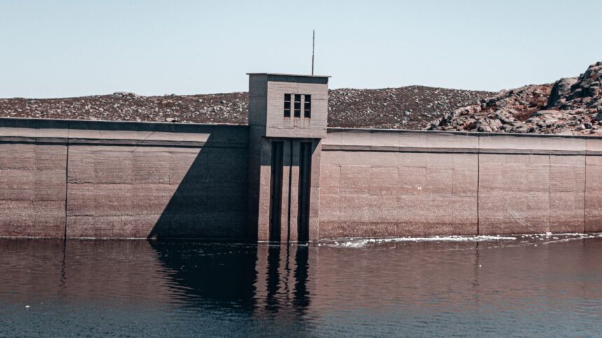 Alerte-Hydrique-en-Tunisie-Les-Barrages-au-Bord-de-lEpuisement-Quelles-Solutions