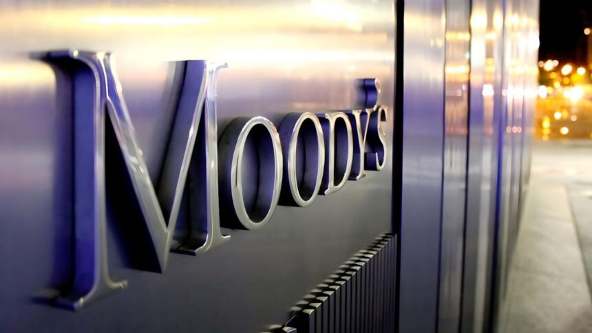 Moodys-Seme-lInquietude-Les-Etats-Unis-en-Peril-Financier