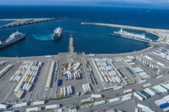 Tanger-Med-La-Success-Story-dun-Port-Marocain-Qui-Brise-les-Frontieres