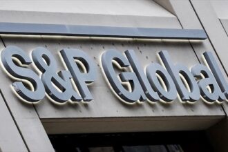 S&P Global estime à 65% la probabilité de défaut de la Tunisie à moyen terme