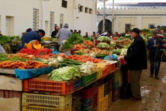 Léger repli de l'inflation en décembre à 8,1%