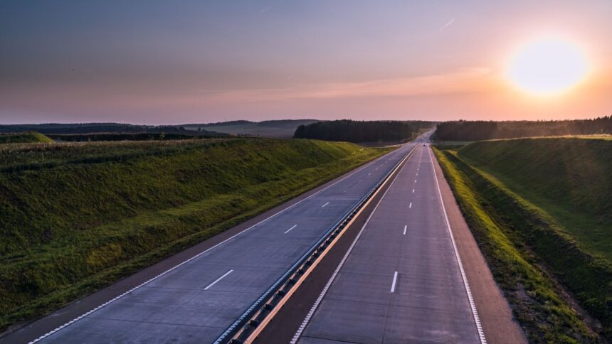 Projet d'Envergure : Une Autoroute Bidirectionnelle Reliant Kasserine à Gabès dès 2025