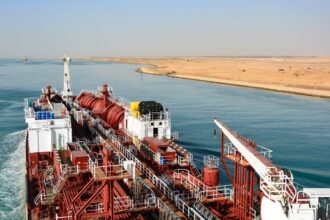 Baisse-des-revenus-du-Canal-de-Suez-Consequences-pour-lEgypte-