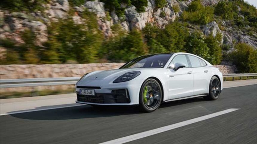 Porsche-Nouvelles-Panamera-Hybrides-Rechargeables-en-Vue