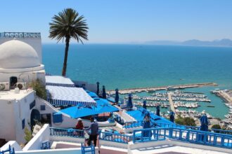 Le-tourisme-tunisien-senvole-une-croissance-record