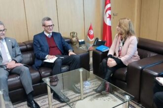 Rencontre-entre-le-nouvel-ambassadeur-dItalie-en-Tunisie-et-la-ministre-de-lEconomie-et-du-Plan