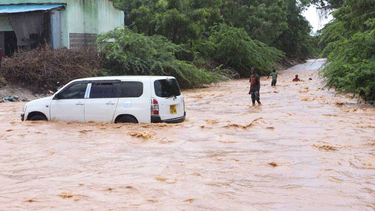 Des inondations meurtrières frappent l’est du Kenya et Nairobi