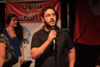 Le SNJT appelle à soutenir le journaliste Ghassen Ben Khelifa