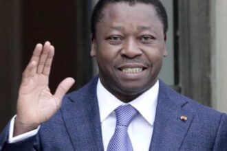 Nouvelle constitution au Togo : Le pays passe officiellement à la 5e République malgré les critiques
