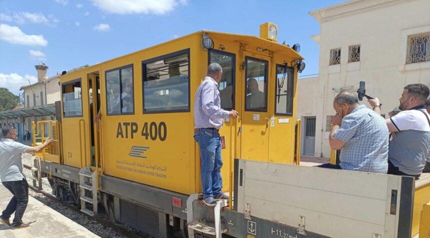 Lancement du train de voyageurs entre la Tunisie et l'Algérie