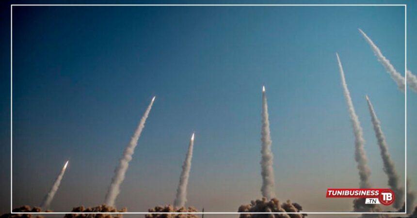 Tensions Montent L'Iran Lance des Missiles vers Israël, Sirènes d'Alerte à Jérusalem